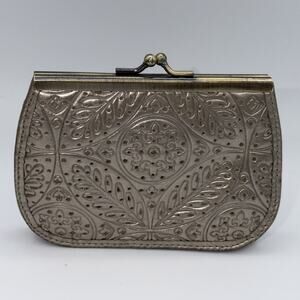 Embossed Leather Credit Card Holder Change Purse Wallet Gold KISS Lock Closure